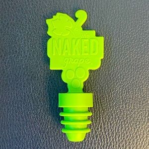 🟣 {5/$10} 🍇 The Naked Grape Rubber Wine Stopper 🍷